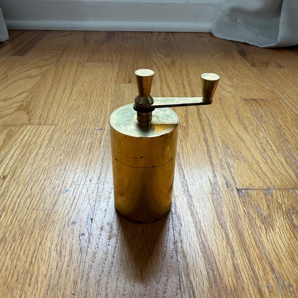 Vintage Italian Brass Pepper Mill Grinder C.C. Macina Temperata Made in Italy